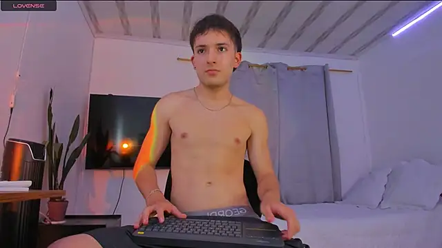 bower and colucci online show from 09.18.25