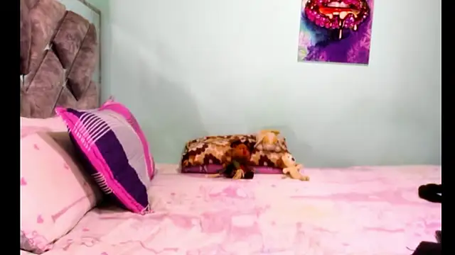 Evilmichellts1 online show from 04.02.26