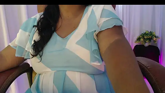 Snapshot of Prita07 chatting on 03.17.25 Prita07 online show from 03.17.25