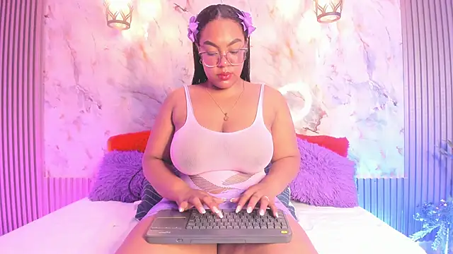 Esmeralda Duarte online show from 03.14.25