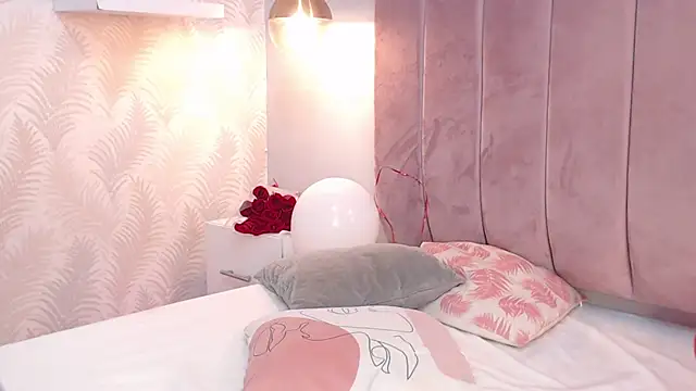 LeenaBrown online show from 02.06.25