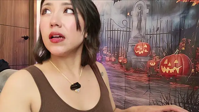 Hot Couple666 online show from 10.23.25