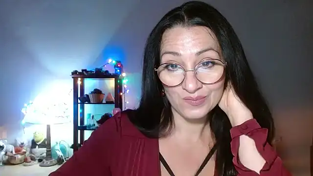 KeisyNeonX online show from 11.25.25