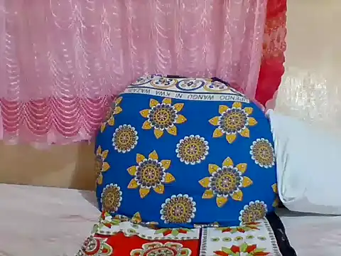 Sexy Villagegal online show from 02.14.25