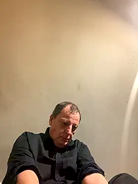 chubbybear2cum online show from 11.05.25