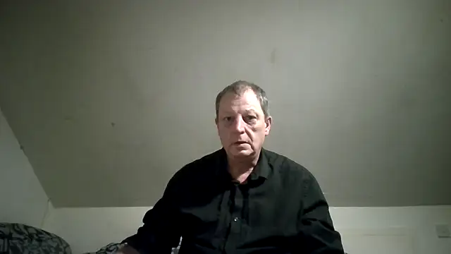 Snapshot of chubbybear2cum chatting on 02.18.26 chubbybear2cum online show from 02.18.26