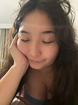 cutie mio online show from 01.15.25