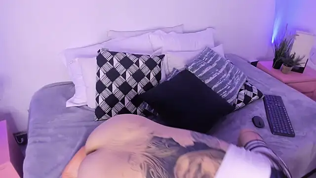 Grace Duppon online show from 12.10.24