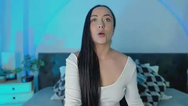 Grace Duppon online show from 02.22.25