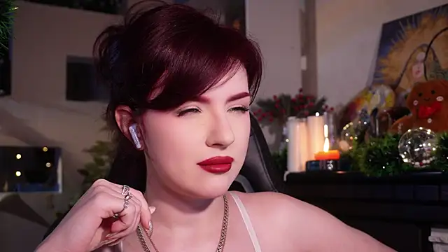 Chriss Fox online show from 12.13.25