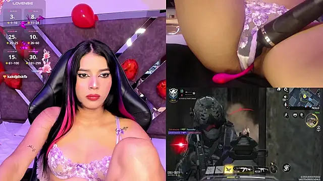 Snapshot of SweetieCloe_ chatting on 02.12.25 SweetieCloe  online show from 02.12.25