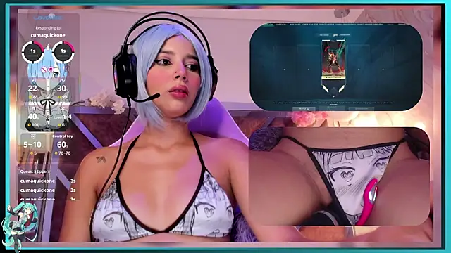 Snapshot of SweetieCloe_ chatting on 10.10.25 SweetieCloe  online show from 10.10.25