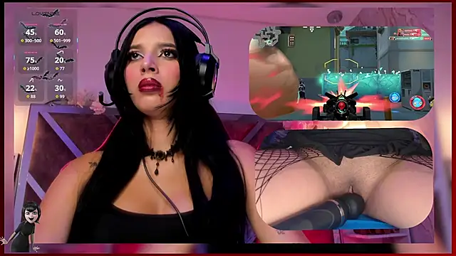 Snapshot of SweetieCloe_ chatting on 10.15.25 SweetieCloe  online show from 10.15.25