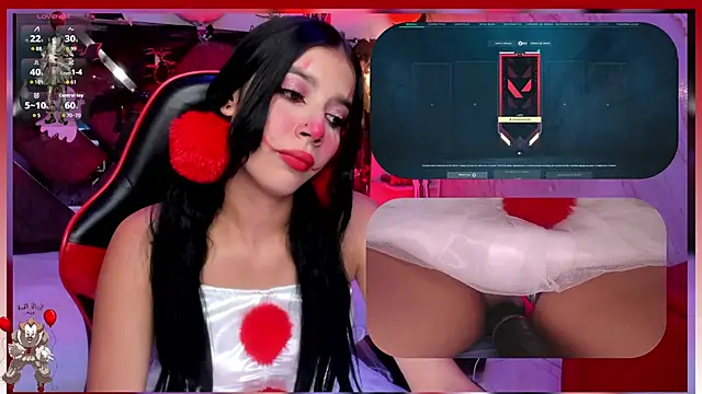 Snapshot of SweetieCloe_ chatting on 10.24.25 SweetieCloe  online show from 10.24.25