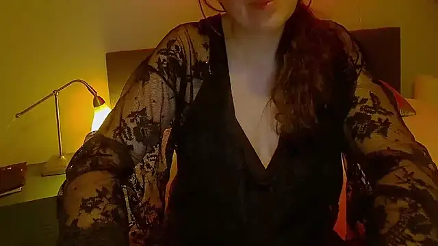 Ella Next Door online show from 01.26.25