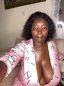 Snapshot of Naughty-sonia2 chatting on 03.13.25 Naughty-sonia2 online show from 03.13.25