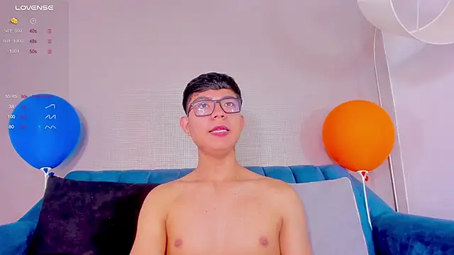 Snapshot of CodyTwink chatting on 01.20.25 CodyTwink online show from 01.20.25