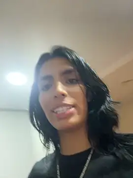 Snapshot of DeuxGold chatting on 09.28.25 DeuxGold online show from 09.28.25