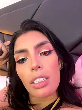 Snapshot of DeuxGold chatting on 10.16.25 DeuxGold online show from 10.16.25