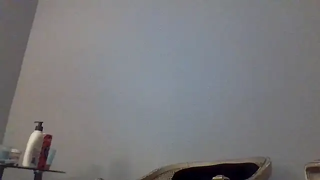 Snapshot of AllLeggs chatting on 03.17.25 AllLeggs online show from 03.17.25