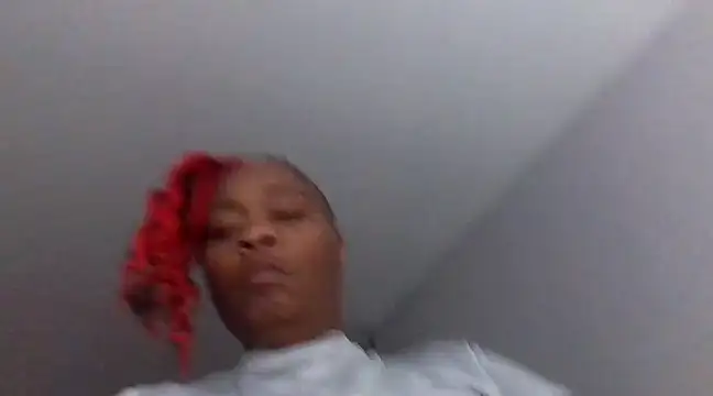 Snapshot of AllLeggs chatting on 03.18.25 AllLeggs online show from 03.18.25