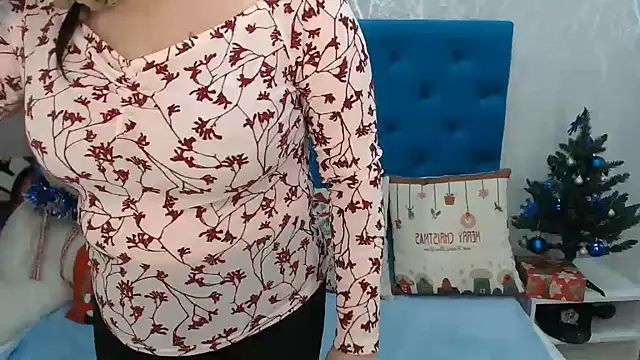 Snapshot of Sexy_MALIKKA chatting on 12.28.24 Sexy MALIKKA online show from 12.28.24