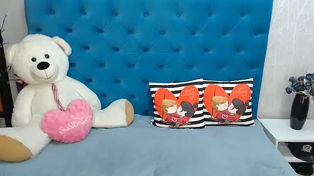 Snapshot of Sexy_MALIKKA chatting on 03.01.25 Sexy MALIKKA online show from 03.01.25