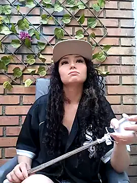 mapelove online show from 01.10.25