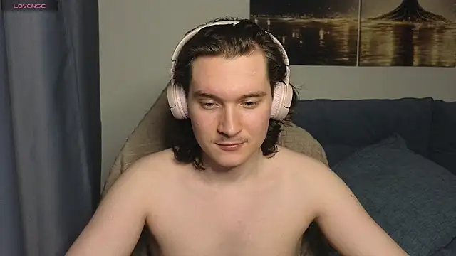 MoreRealAlex online show from 07.09.26