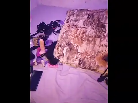 Freaky Vannahs online show from 02.08.26