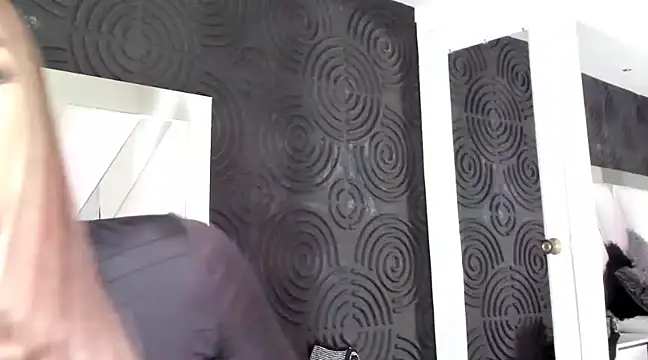 ambermartin  online show from 01.02.25