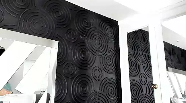 ambermartin  online show from 02.24.25