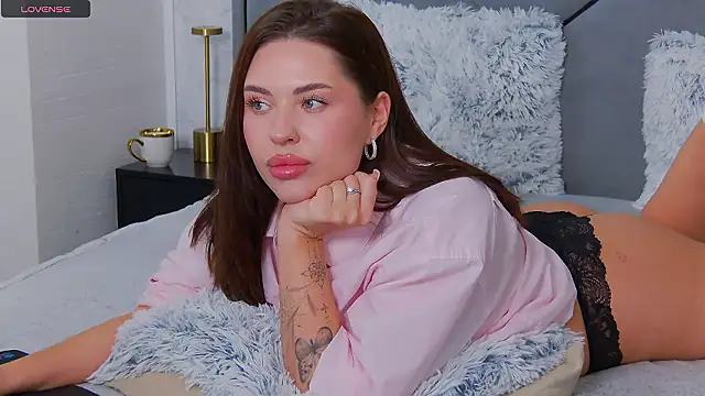 Alexyena online show from 12.02.24