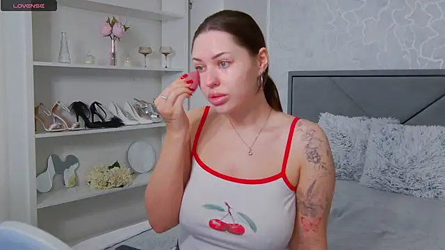 Alexyena online show from 12.07.24