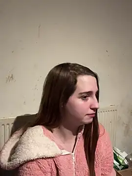 Snapshot of EvieRoseex chatting on 12.20.24 EvieRoseex online show from 12.20.24