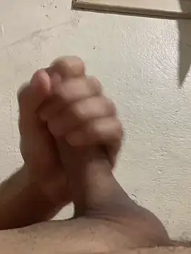 Snapshot of rodrig3105 chatting on 03.18.25 rodrig3105 online show from 03.18.25