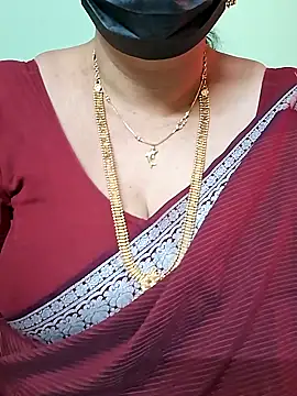 Snapshot of ananya956 chatting on 02.23.25 ananya956 online show from 02.23.25