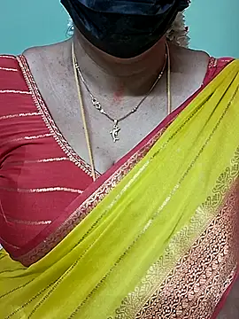 Snapshot of ananya956 chatting on 03.01.25 ananya956 online show from 03.01.25