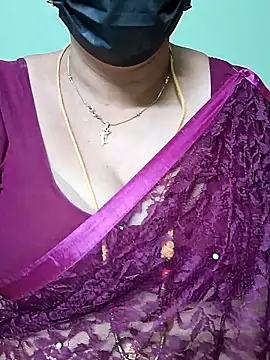 Snapshot of ananya956 chatting on 03.01.25 ananya956 online show from 03.01.25