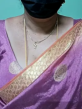 Snapshot of ananya956 chatting on 03.02.25 ananya956 online show from 03.02.25