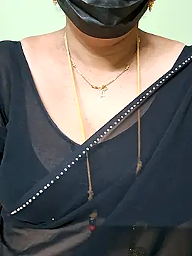 Snapshot of ananya956 chatting on 03.03.25 ananya956 online show from 03.03.25