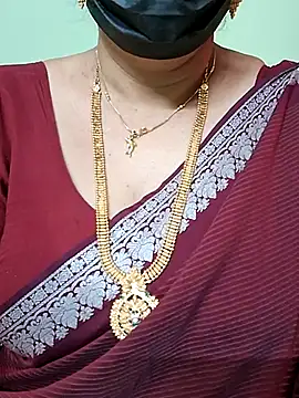 Snapshot of ananya956 chatting on 03.04.25 ananya956 online show from 03.04.25
