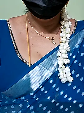 Snapshot of ananya956 chatting on 03.06.25 ananya956 online show from 03.06.25