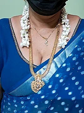 Snapshot of ananya956 chatting on 03.06.25 ananya956 online show from 03.06.25