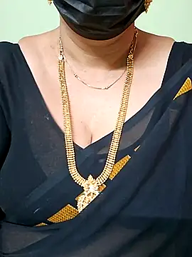 Snapshot of ananya956 chatting on 03.08.25 ananya956 online show from 03.08.25