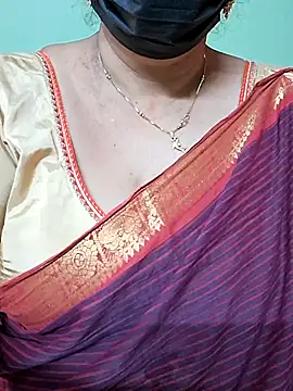 Snapshot of ananya956 chatting on 03.09.25 ananya956 online show from 03.09.25