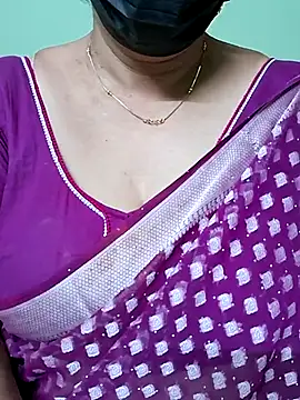 Snapshot of ananya956 chatting on 03.11.25 ananya956 online show from 03.11.25