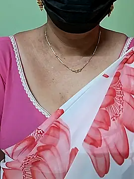 Snapshot of ananya956 chatting on 03.12.25 ananya956 online show from 03.12.25
