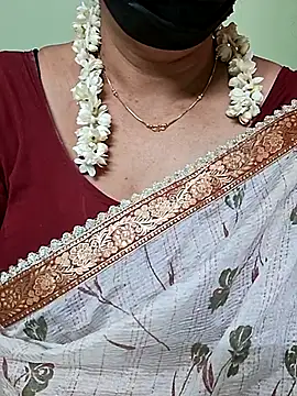 Snapshot of ananya956 chatting on 03.13.25 ananya956 online show from 03.13.25