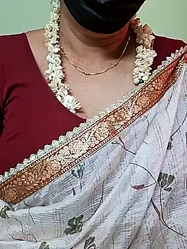 Snapshot of ananya956 chatting on 03.13.25 ananya956 online show from 03.13.25